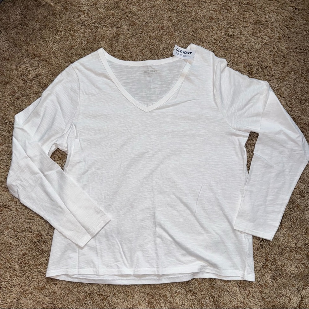 100% Cotton Old Navy White Tee cotton long sleeve